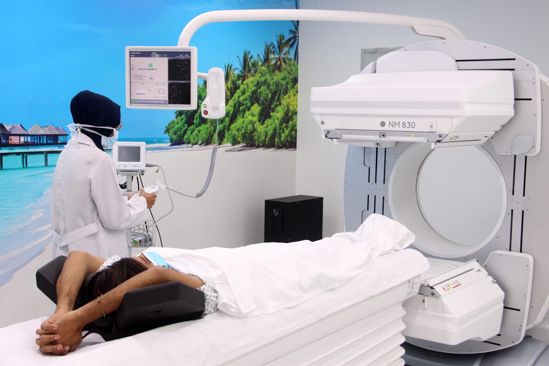 Gamma Camera Machine & Gamma Console Room 1